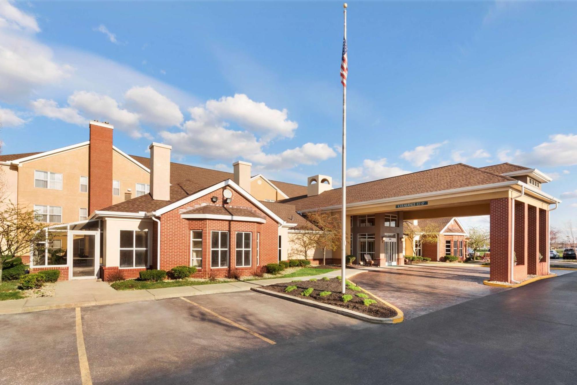 Homewood Suites By Hilton Columbus-Hilliard Exterior photo
