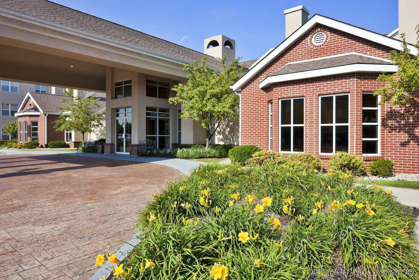 Homewood Suites By Hilton Columbus-Hilliard Exterior photo